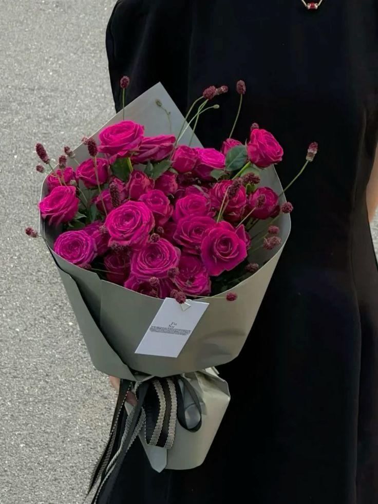 Secret Garden's Enchanted Bloom Cluster
